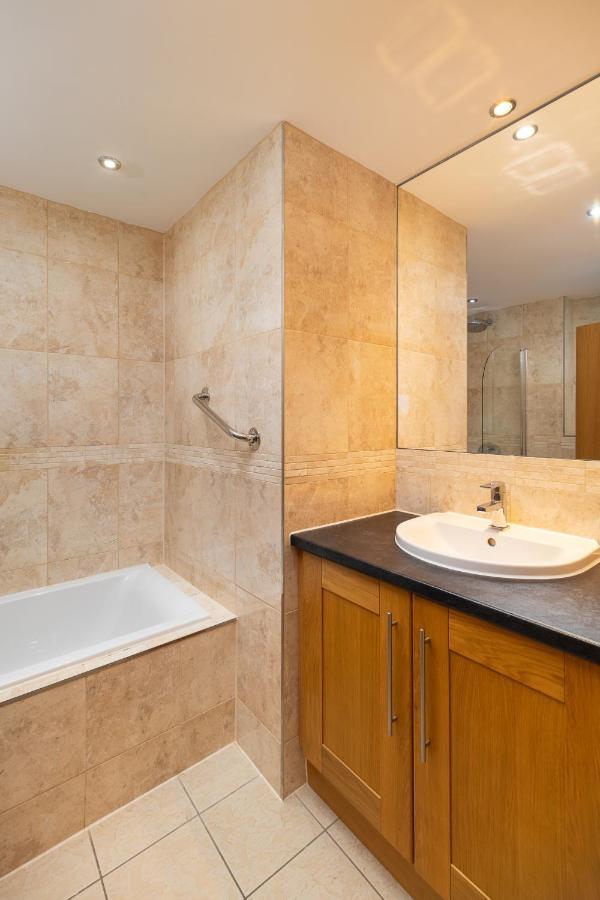 West Beach - Holiday Apartments Вествард-Го Екстер'єр фото